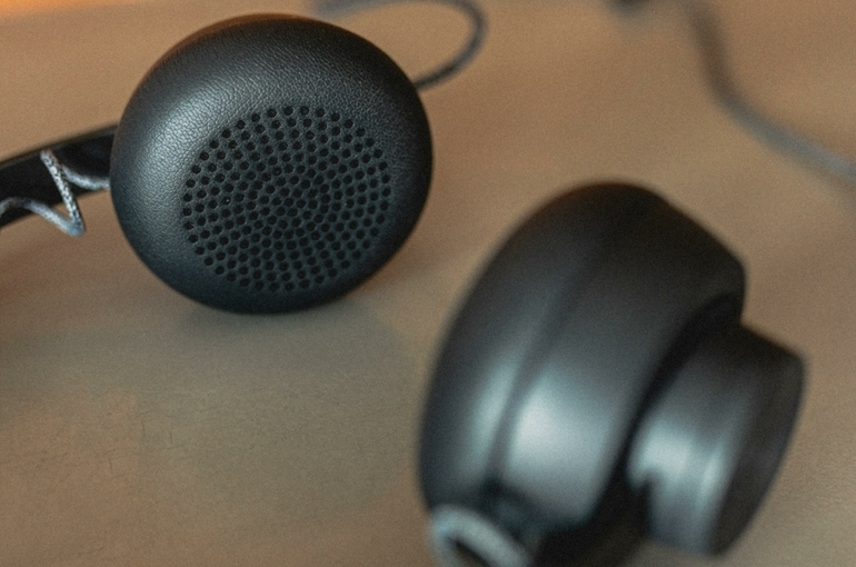 Изготовителей шпионских «жучков» в Россию не пустят