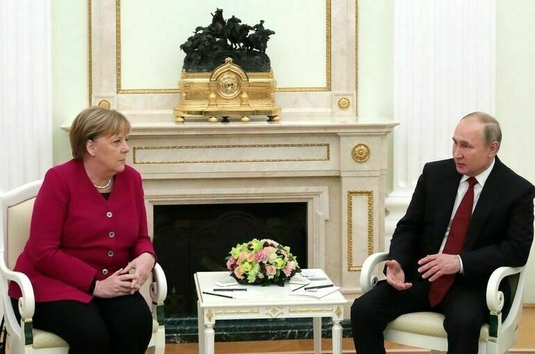Путин и Меркель проведут переговоры в Москве
