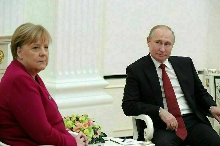 Путин и Меркель обсудили «Северный поток — 2»