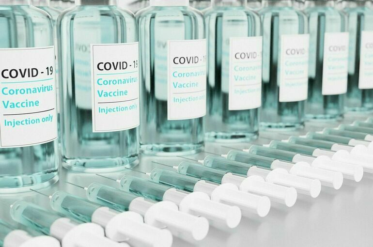 В Италии не исключают возможности введения обязательной вакцинации от COVID-19