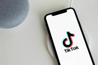 Google и TikTok хотят не только «приземлить», но и «заземлить»