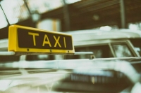 С начала года в России порядка 2,5 тыс. человек пострадали в ДТП по вине таксистов