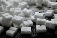 Кабмин будет регулировать цены на сахар