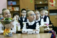 В школе необходимо сохранять единство образования и воспитания, считает Матвиенко