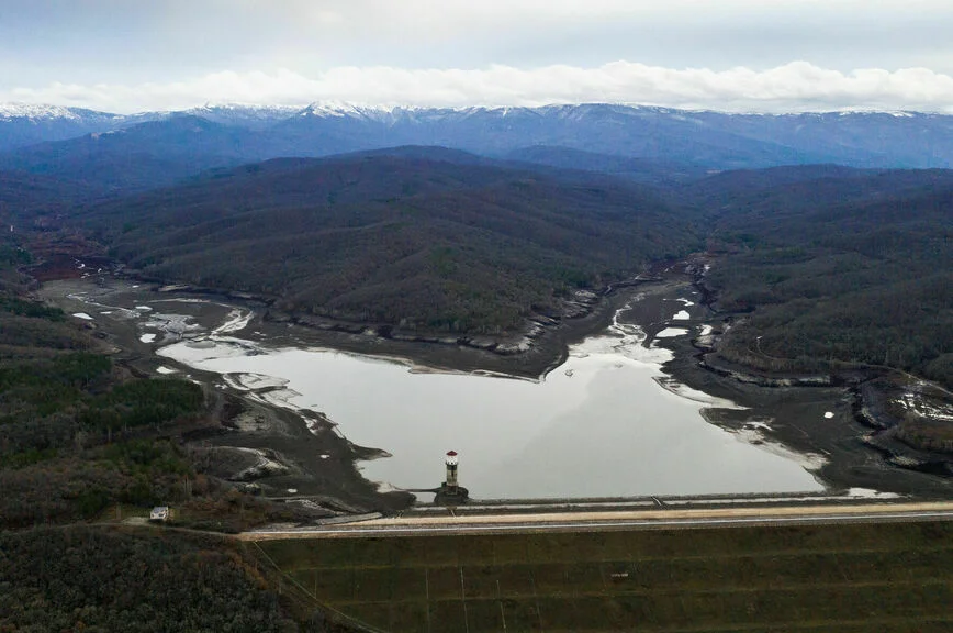 Загорское водохранилище в Крыму.
