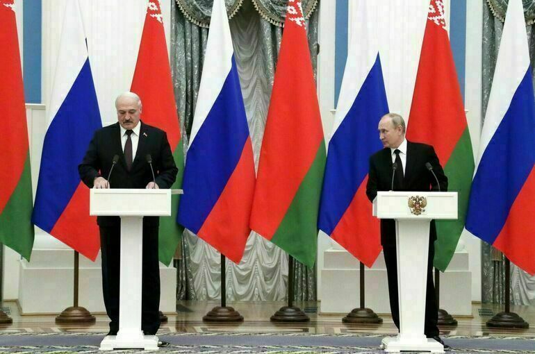 Лукашенко сообщил, что Путин в октябре посетит Белоруссию