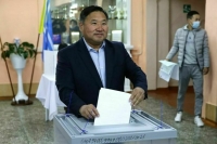 ЦИК: Ховалыг лидирует на выборах главы Тувы с 97,82% после обработки первых бюллетеней