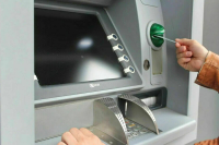 СМИ: Банк России предлагает ужесточить контроль за пополнением карт в банкоматах