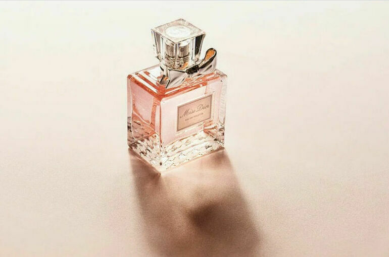 Духи без маркировки запрещают к продаже