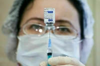 Катар включил «Спутник V» в список допущенных вакцин для прибывающих в страну