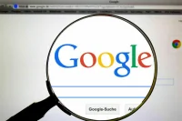 Комиссия Госдумы призвала Google обсудить двойные стандарты при освещении выборов