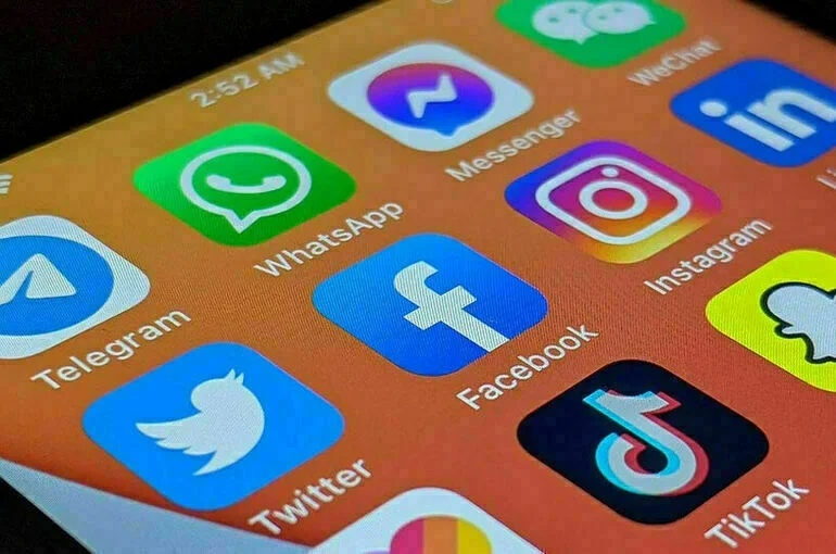 Соцсети восстановили работу после глобального сбоя