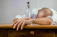 В Оренбуржье число погибших при отравлении суррогатным алкоголем увеличилось до 26 человек 