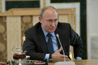 Путин пообещал посетить III Евразийский женский форум