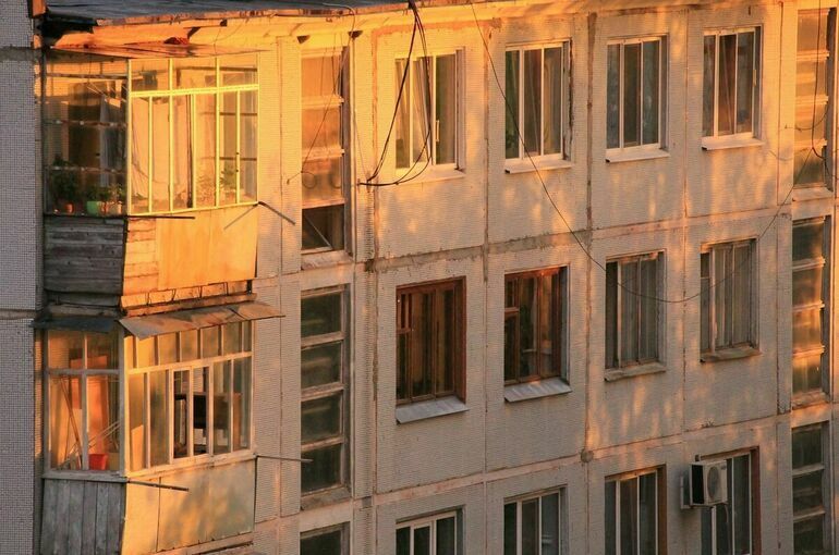 В России готовят программу расселения фенольных домов
