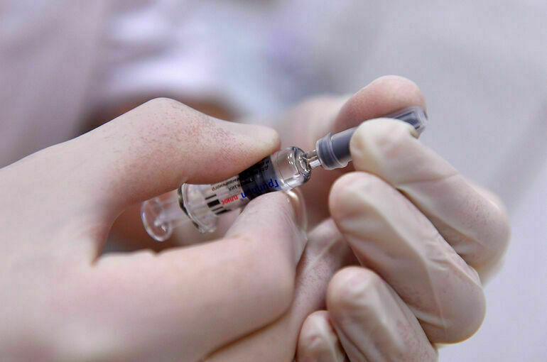 США вводят обязательную вакцинацию для иностранцев