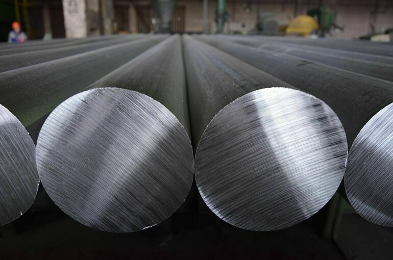 Правительство отменило вывозные пошлины на алюминиевые сплавы