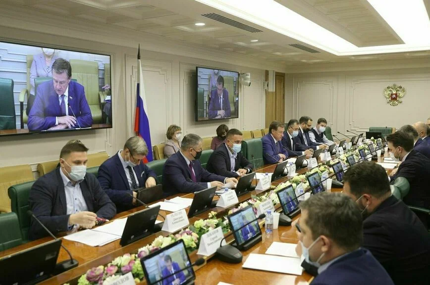 Совещание Комитета СФ по бюджету и финансовым рынкам.