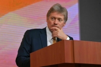 Песков призвал ориентироваться на официальные данные о нерабочих днях
