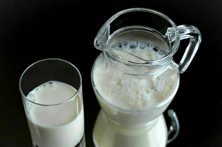 СМИ: Минсельхоз допустил рост цен на молочную продукцию