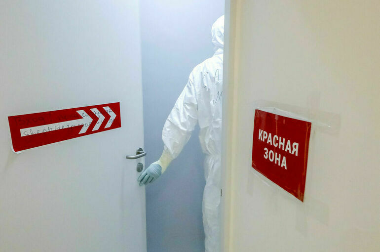 Число выявленных за сутки случаев коронавируса в Крыму впервые превысило 800