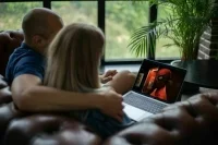 Роскомнадзор хочет внести Netflix в российский реестр аудиовизуальных сервисов