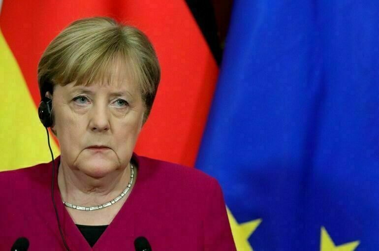 Меркель раскрыла детали телефонного разговора с Путиным