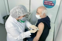 На Кубани ввели обязательную вакцинацию от COVID-19 для пожилых