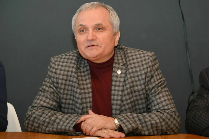 Иван Абажер.