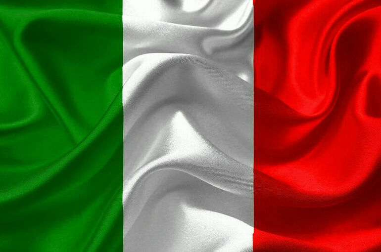 Минздрав Италии пока не будет принимать дополнительных мер в связи с омикрон-штаммом
