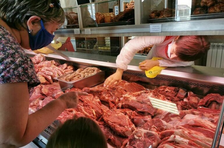 До конца года Минпромторг будет выдавать лицензии на импорт мяса и рыбы