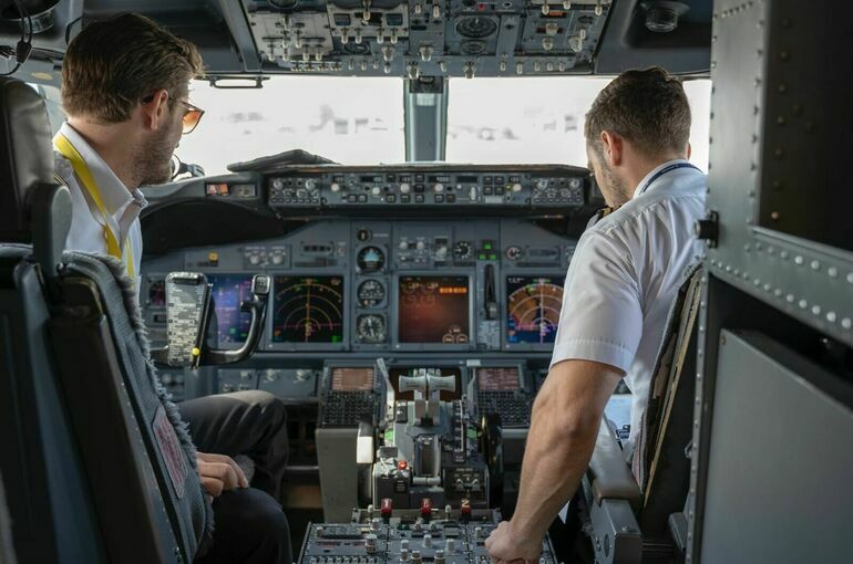 Программы подготовки пилотов хотят изменить для предотвращения авиакатастроф