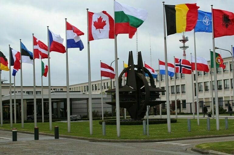 НАТО обсудит предложения России по гарантиям безопасности