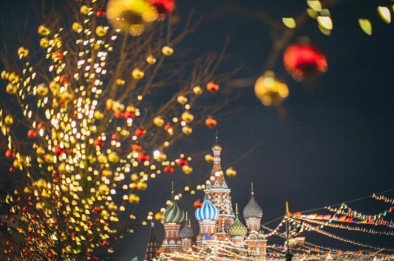 Эксперт рассказала, где россияне предпочитают проводить зимние праздники
