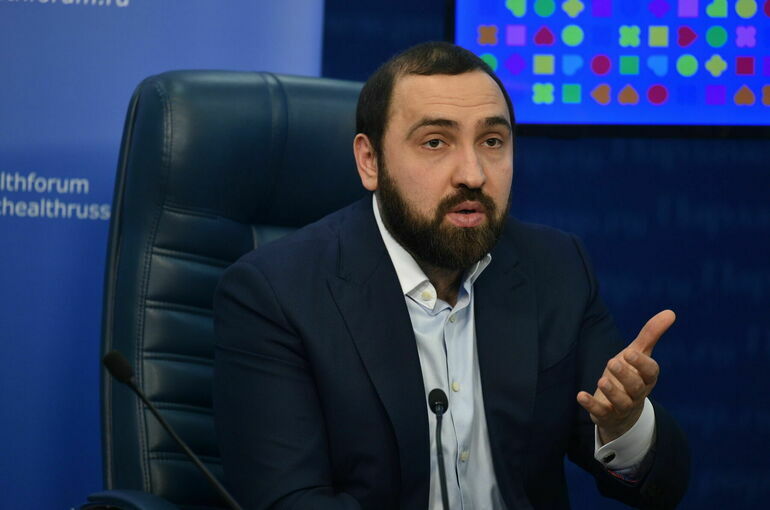 Хамзаев осудил призывы к возвращению пива на стадионы