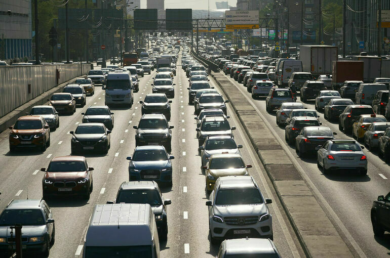 В Москве нештрафуемый порог скорости предложили снизить с 20 до 10 км/час