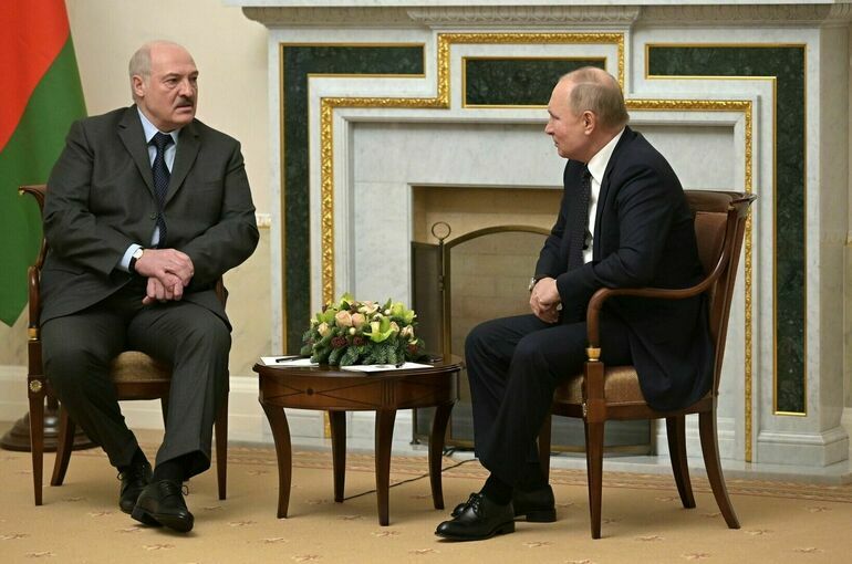 Путин и Лукашенко объявили о совместных военных учениях в Белоруссии