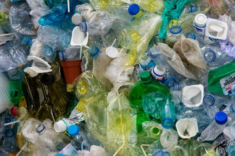 Реформу расширенной ответственности бизнеса за утилизацию отходов отложили на год
