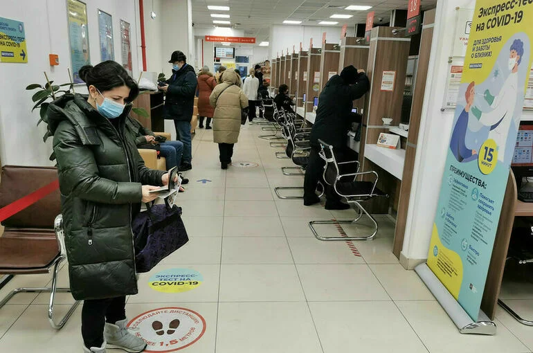 В МФЦ не смогут отказать клиентам, не сдавшим «пальчики»