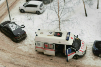 В аварии с автобусом в Ленинградской области погиб человек