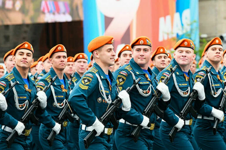 Когда появились военные погоны