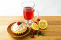 Как пить чай с малиной при простуде: советы экспертов