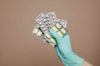 Проект об онлайн-торговле рецептурными лекарствами внесут в Госдуму в августе