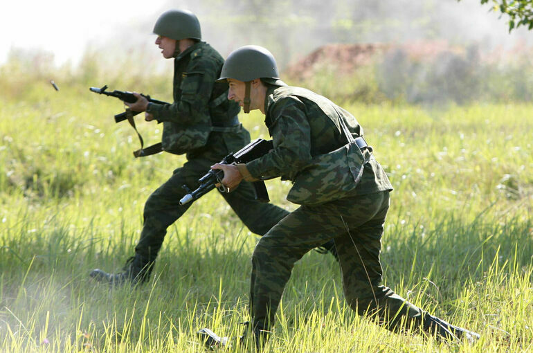 Кабмин внесёт в Госдуму поправки о принятии президентом решений о военных учениях