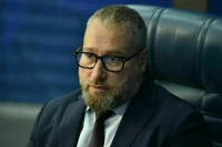 Горелкин допустил введение санкций к Facebook из-за блокировки страницы делегации России