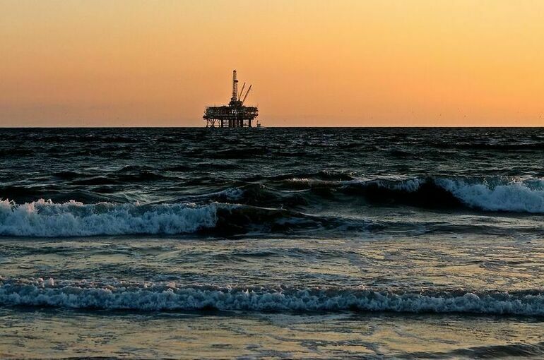 Стоимость барреля нефти Brent впервые за семь лет превысила 87 долларов