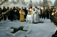 Свыше двух тысяч ярославцев участвовали в крещенских купаниях в ночь на 19 января