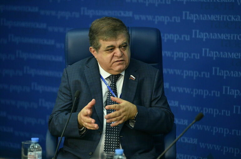 Сенатор Джабаров оценил угрозы Байдена в адрес российских банков