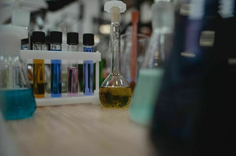 Роспотребнадзор предупредил об опасных детских наборах для химических опытов