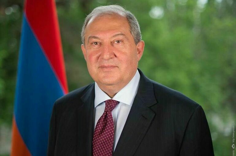 Президент Армении уходит в отставку